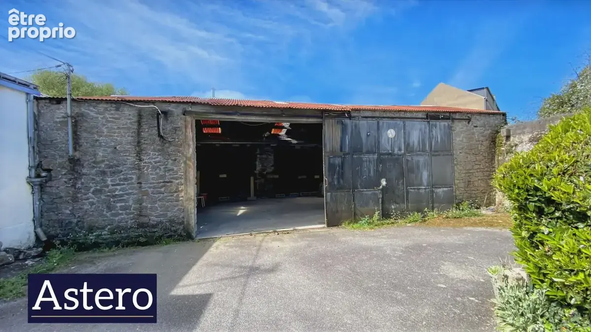 Garage individuel polyvalent de 235 m2 à Pontivy - photo 9