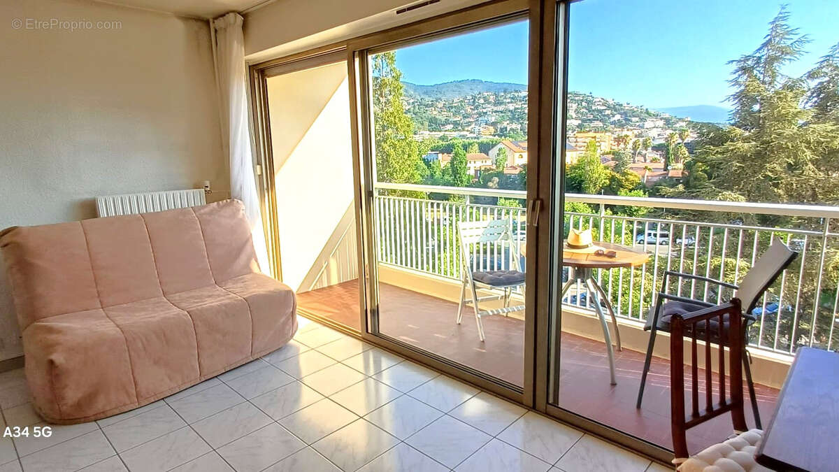 Cannes Marina - Studio  - résidence de standing avec piscine - photo 4