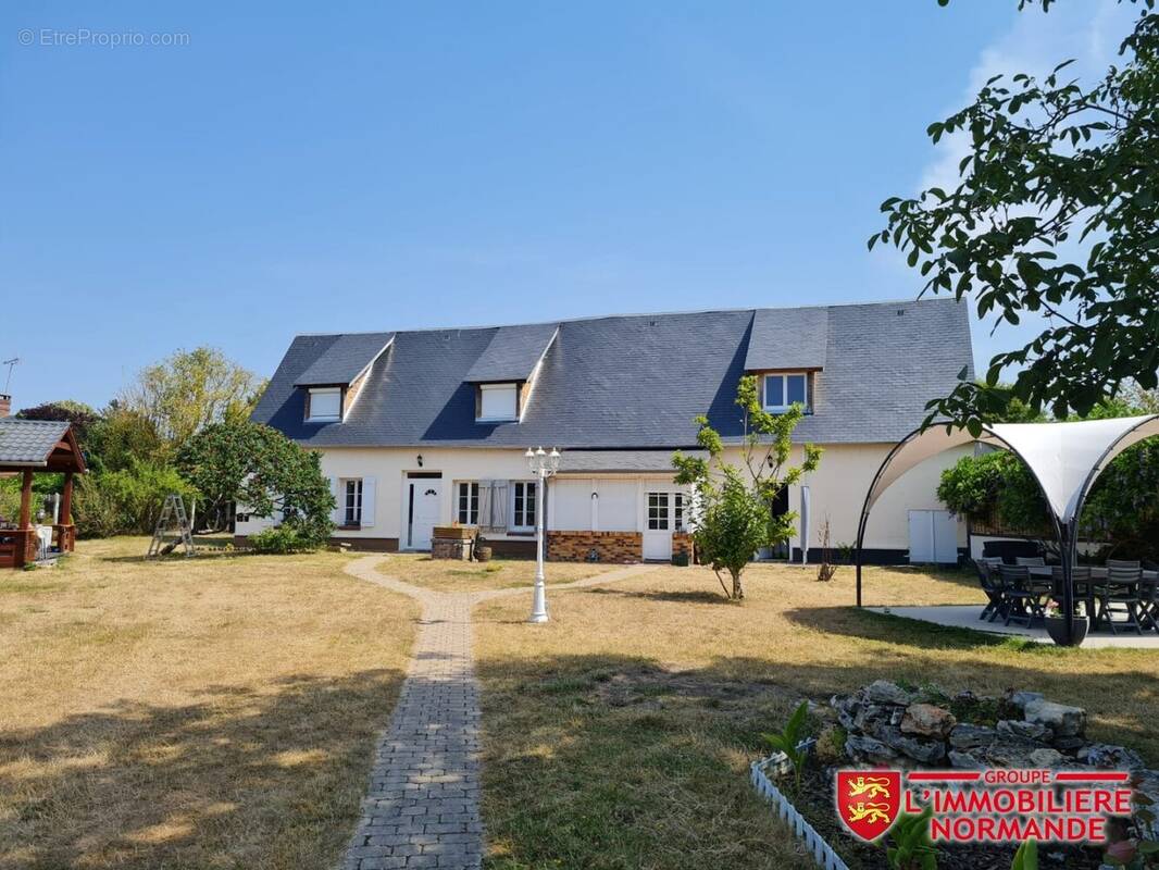 Maison à PACY-SUR-EURE