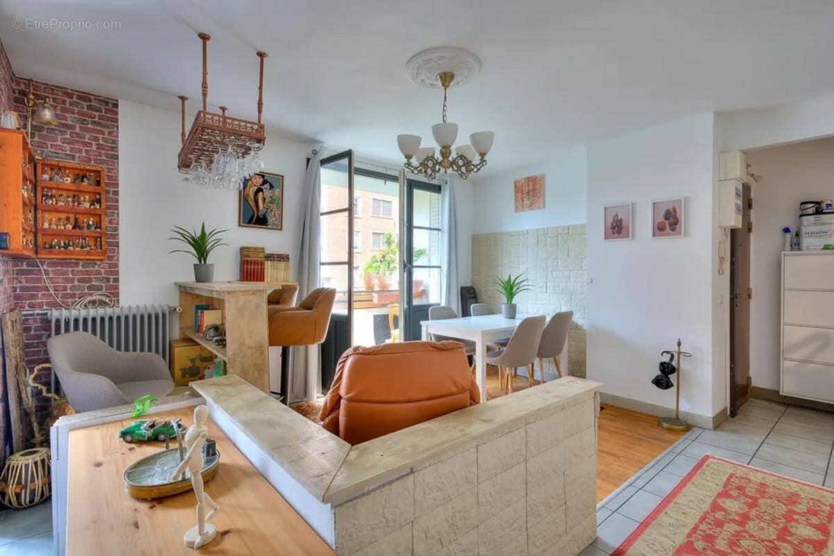 Appartement à VITRY-SUR-SEINE