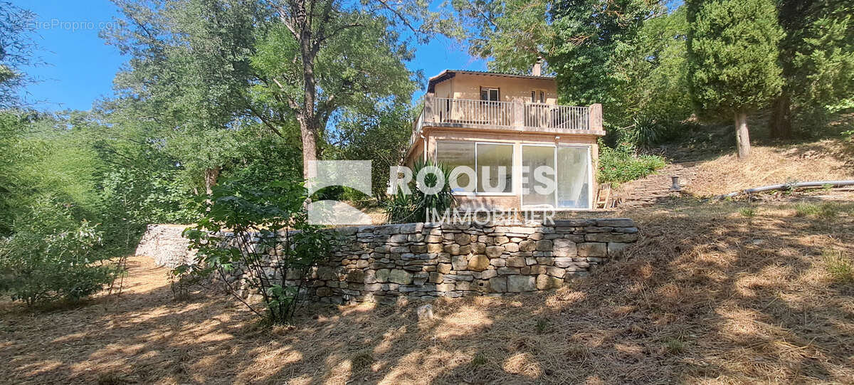 A VENDRE, Proche Lodève, Maison 159 m2 en pleine nature sur 6002 m2 de terrain attenant - photo 3