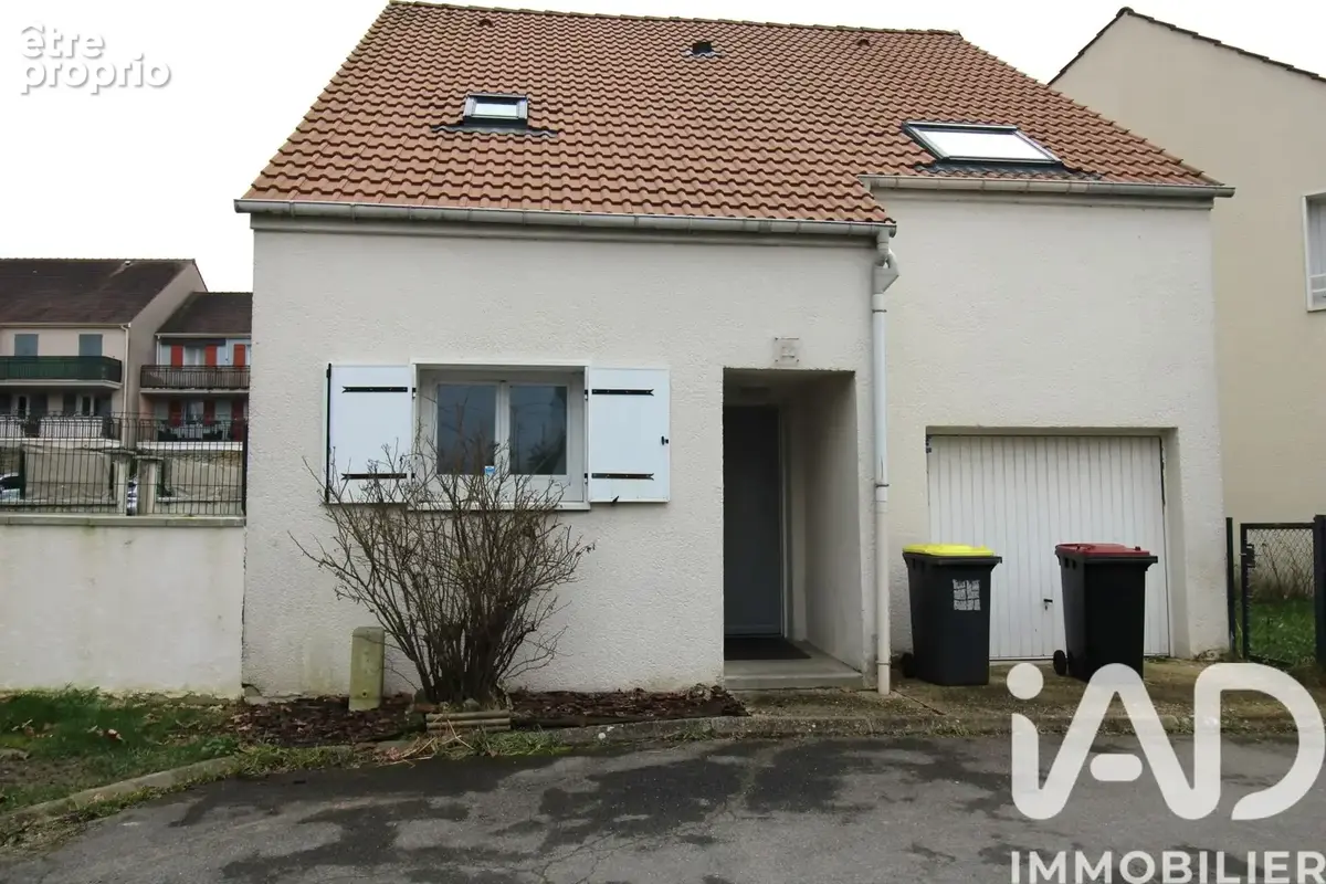 Photo 1 - Maison à GUIGNES