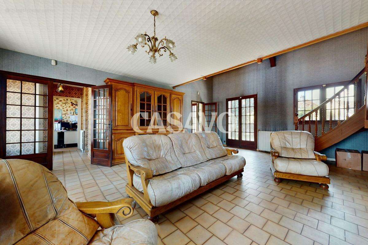 Vente Maison 6 pièces de 138m² - 94700 Maisons-Alfort - photo 4