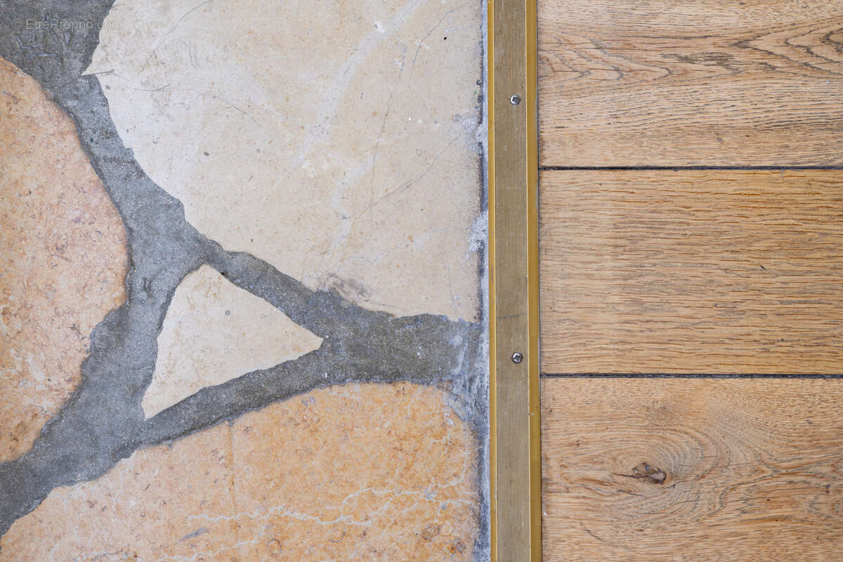 Appartement à MARSEILLE-2E