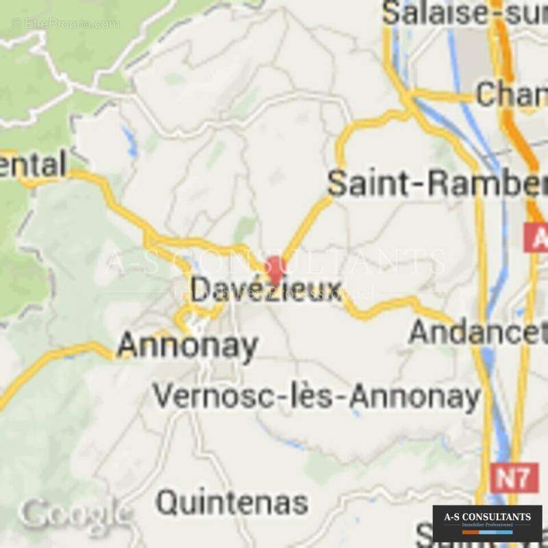 Commerce à DAVEZIEUX