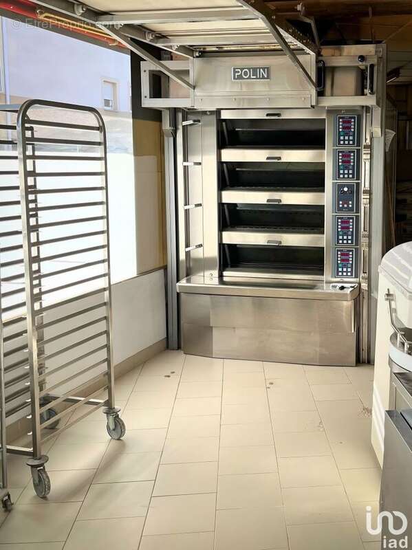 Photo 3 - Commerce à VILLENEUVE-LES-AVIGNON