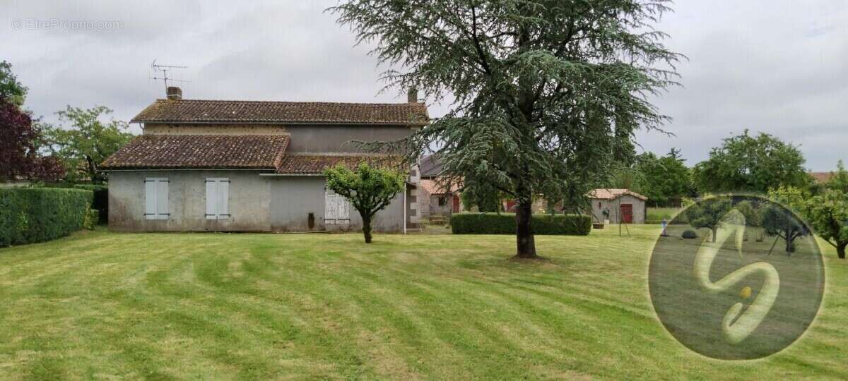 Maison à VAUSSEROUX
