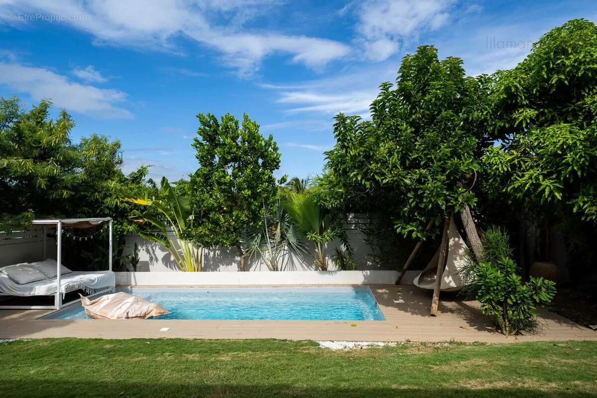 Guadeloupe - villa meublee - 8 pieces - photo 26