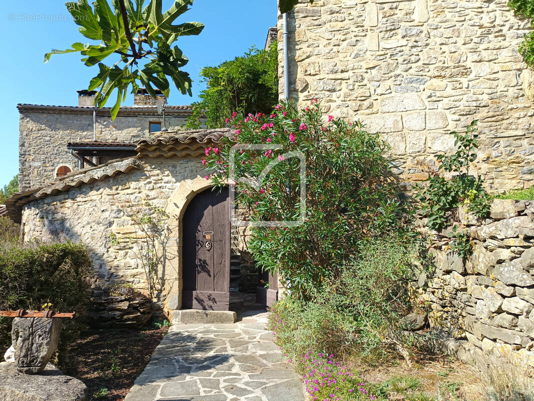 Maison à VESSEAUX