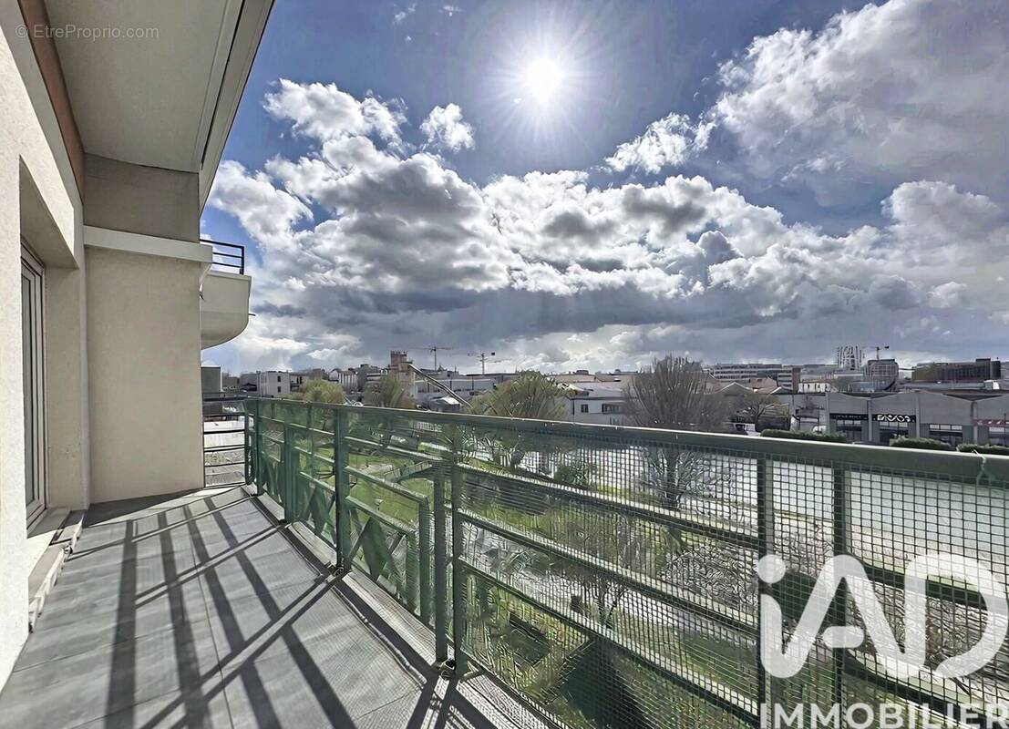 Photo 1 - Appartement à AUBERVILLIERS