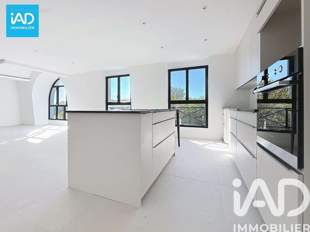 Photo 4 - Appartement à GARCHES