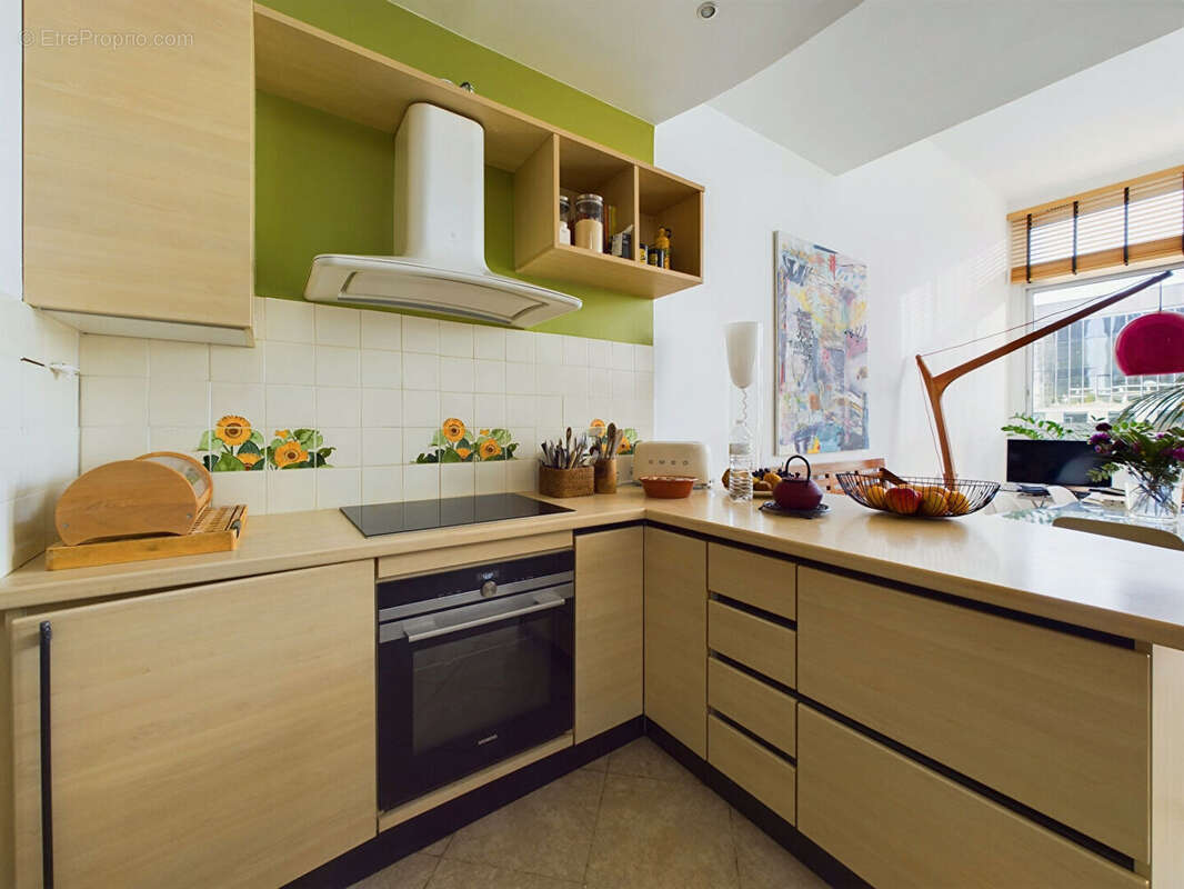 Appartement à COURBEVOIE