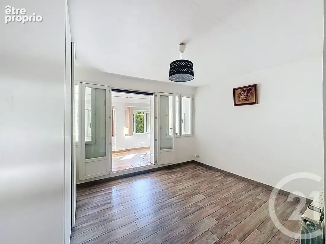 Maison 3 pièces 75 m² à vendre à Pourcieux (83470) - photo 7