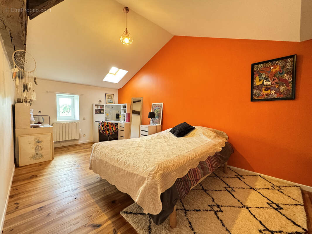 Maison à SALLES-DE-BARBEZIEUX