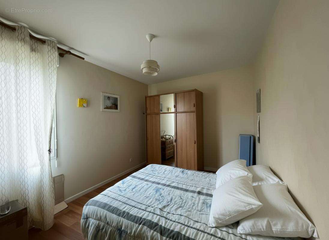 Appartement à MONTFORT-SUR-MEU