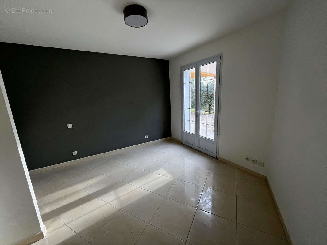 Maison à LA MOTTE