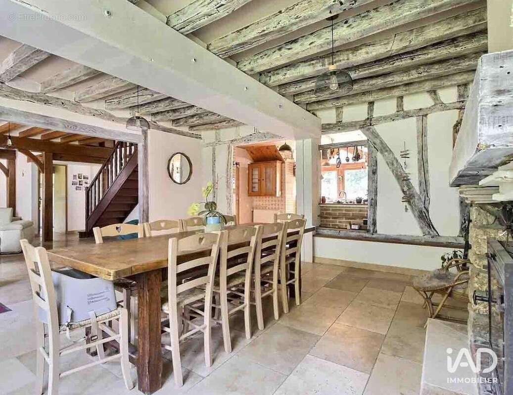 Maison 163 m² à Lorris  - photo 9