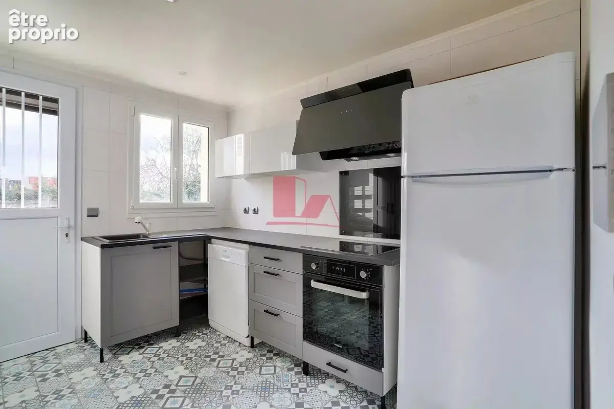 Maison arpajon  169 m² - jardin - photo 9
