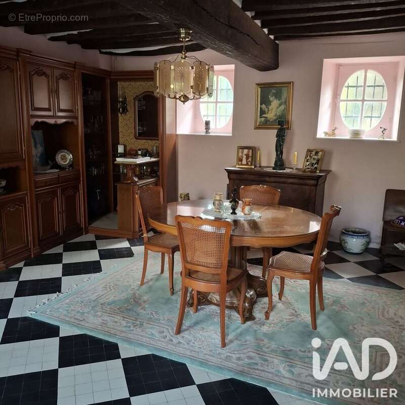 Maison 212 m² à Lavau  - photo 4