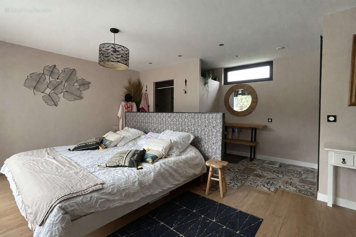 Maison à SAINTE-EULALIE