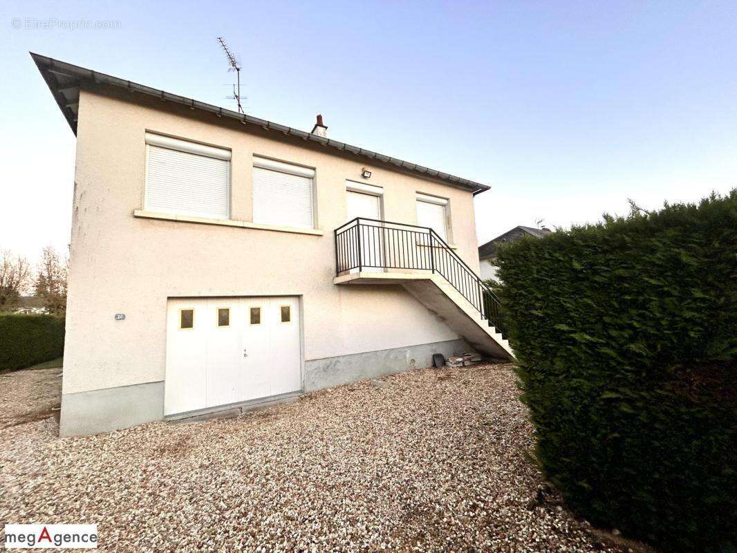 Maison à SELLES-SUR-CHER