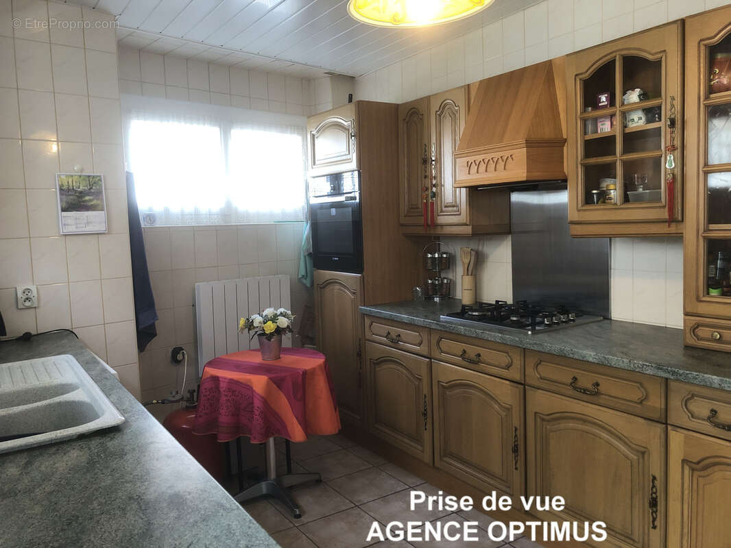 2 maisons en exclusivite avec garage et jardin à courgenay - photo 7