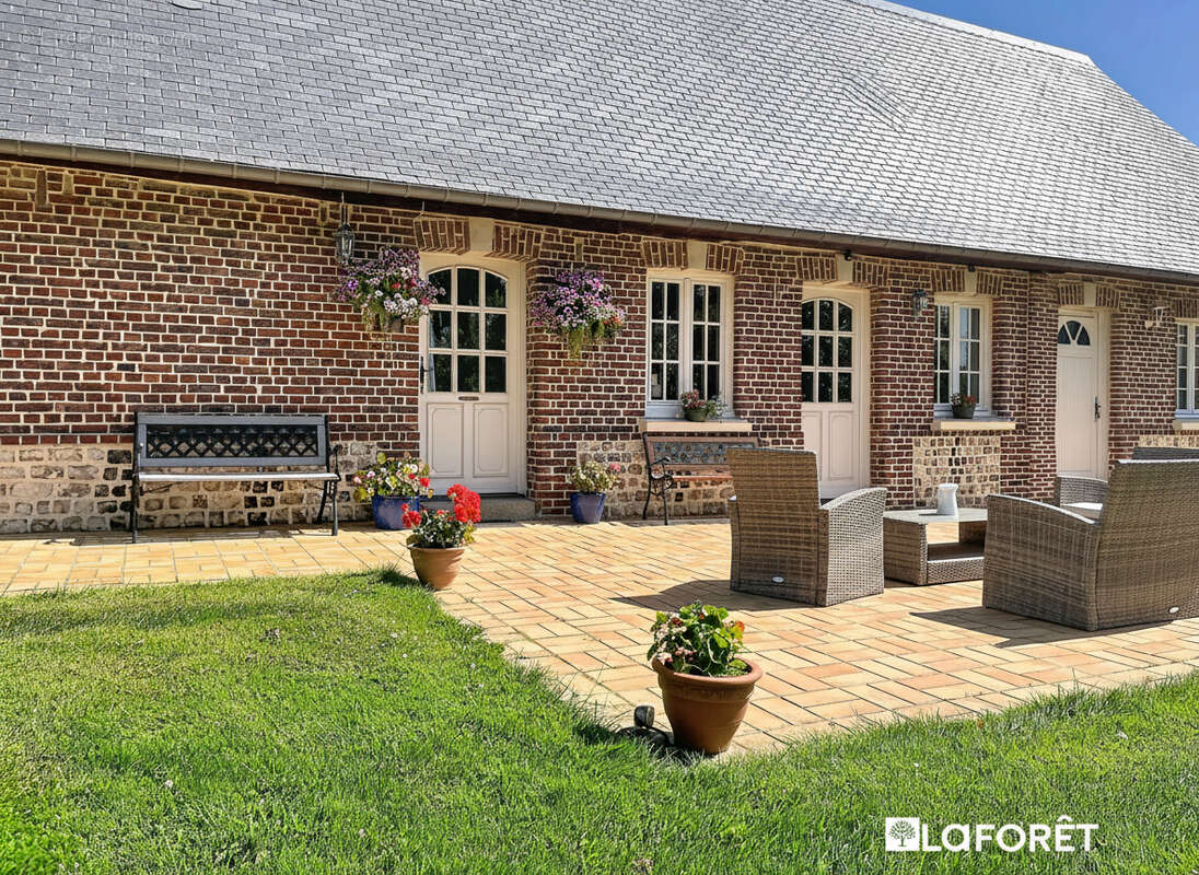 Maison Cleuville 5 pièces 156 m2 - photo 3