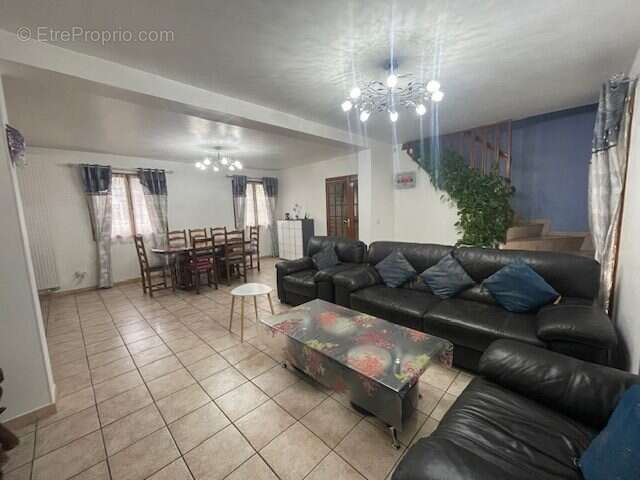 Maison à LE BOURGET