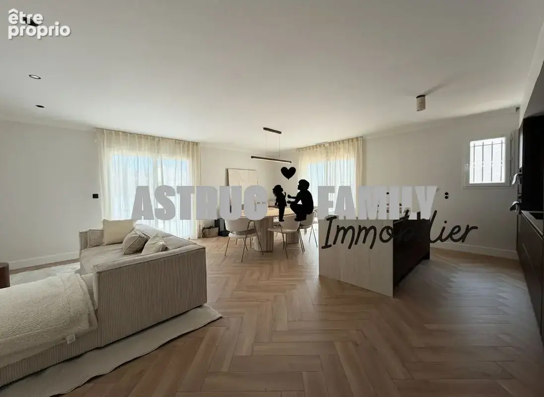 Aigues-Mortes - Maison de plain-pied 3 chambres - Piscine - Garage - photo 2
