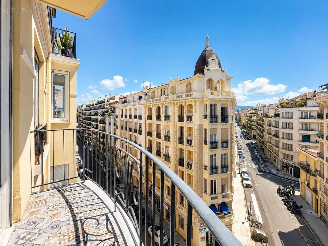 Appartement à NICE