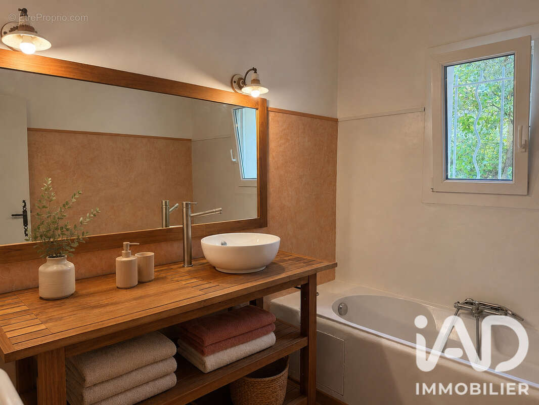 Maison 183 m² à Villes-Sur-Auzon  - photo 9