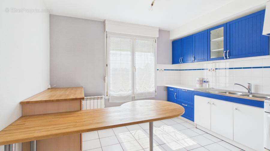 Appartement 72 m² à Le Mans  - photo 367