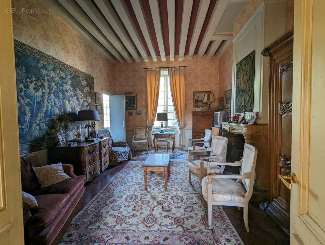 MAISON ANCIENNE 290 m² / jardin 400 m² - photo 9