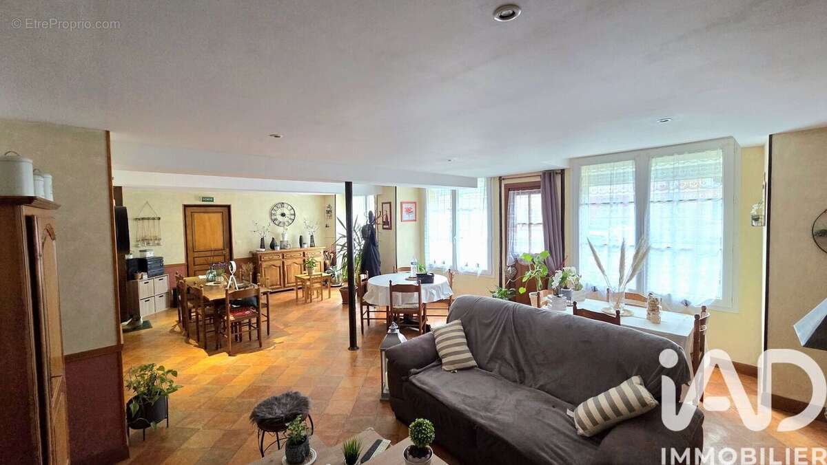 Photo 3 - Maison à CHAILLAC