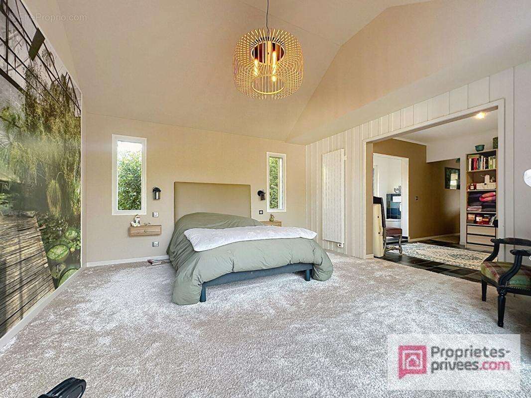 Maison de plain-pied rénovée avec suite parentale, spa de nage et vue sur les chevaux ? À 15 min de Deauville - photo 12