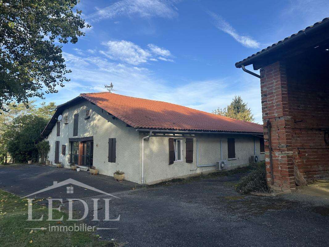 Maison à BRIGNEMONT