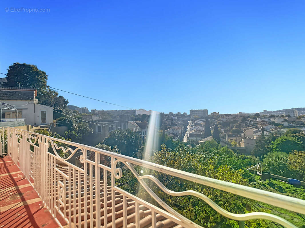 Maison à MARSEILLE-10E