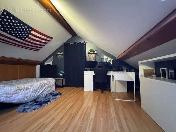 Maison à PIERRE-CHATEL