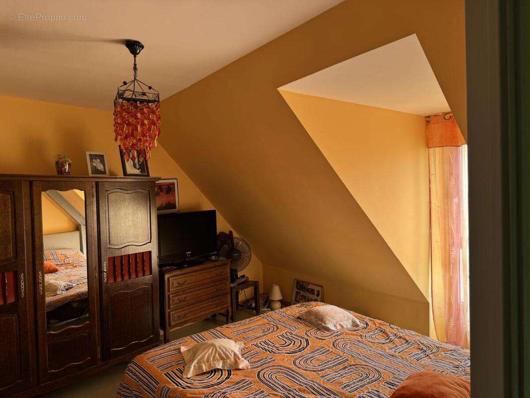 Maison à JANZE