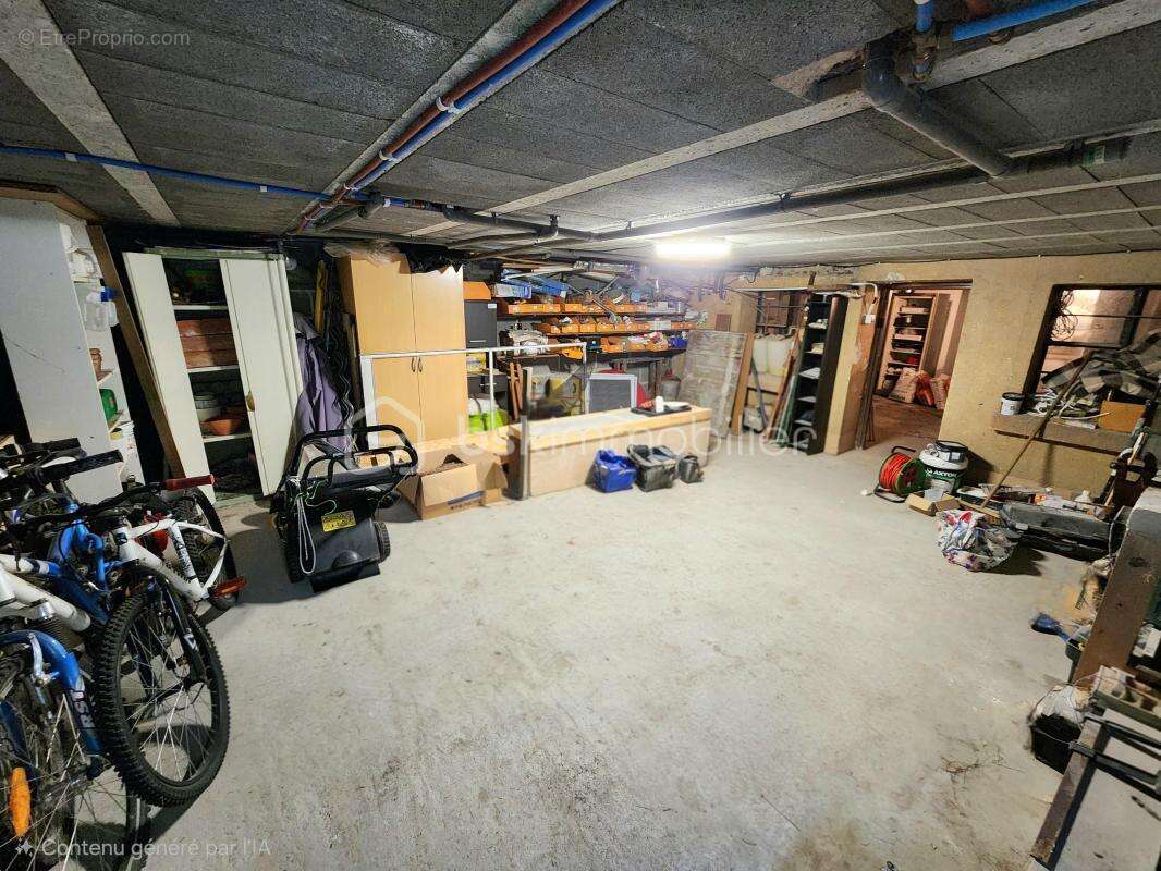 Maison individuelle, 3 grandes chambres, jardin, local commercial récent, sous-sol - photo 20