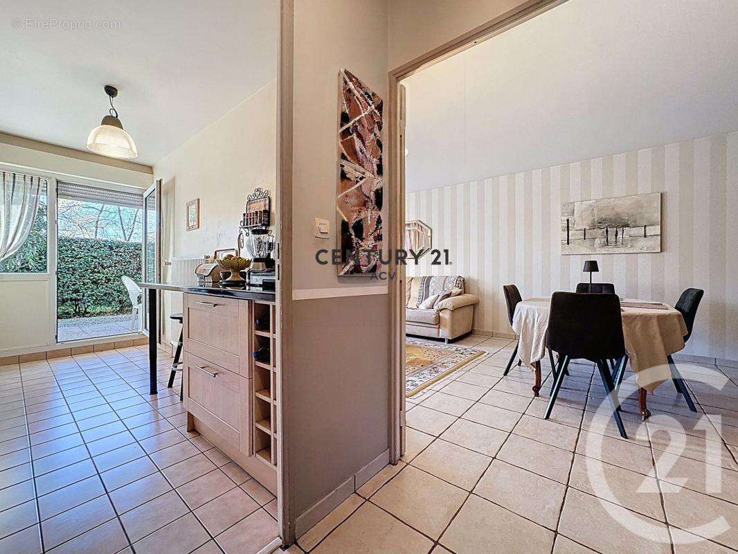 Appartement à MAISONS-ALFORT