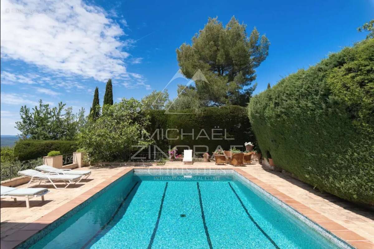 Maison à MONTAUROUX