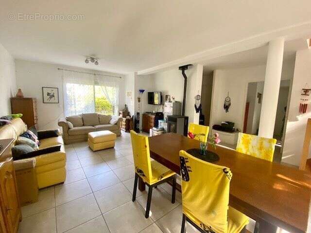 Maison à SAINT-GEORGES-MONTCOCQ