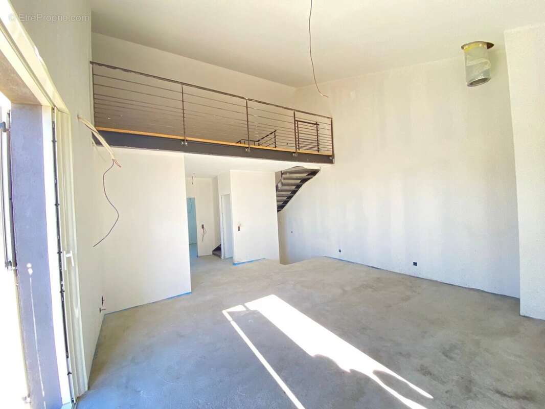 Maison à LA LONDE-LES-MAURES