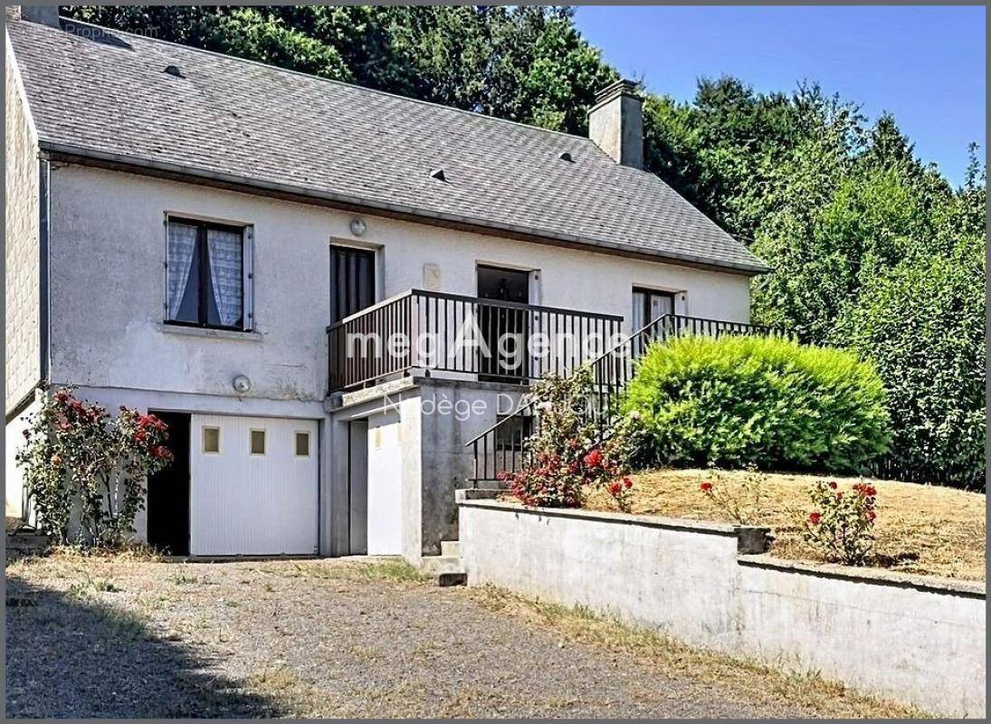 Maison à SAINT-SEVER-CALVADOS