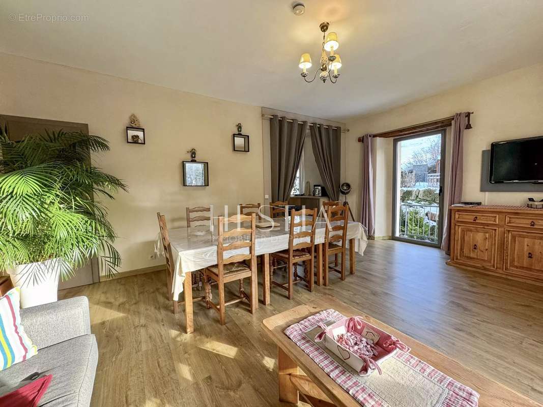 Maison à SALLANCHES