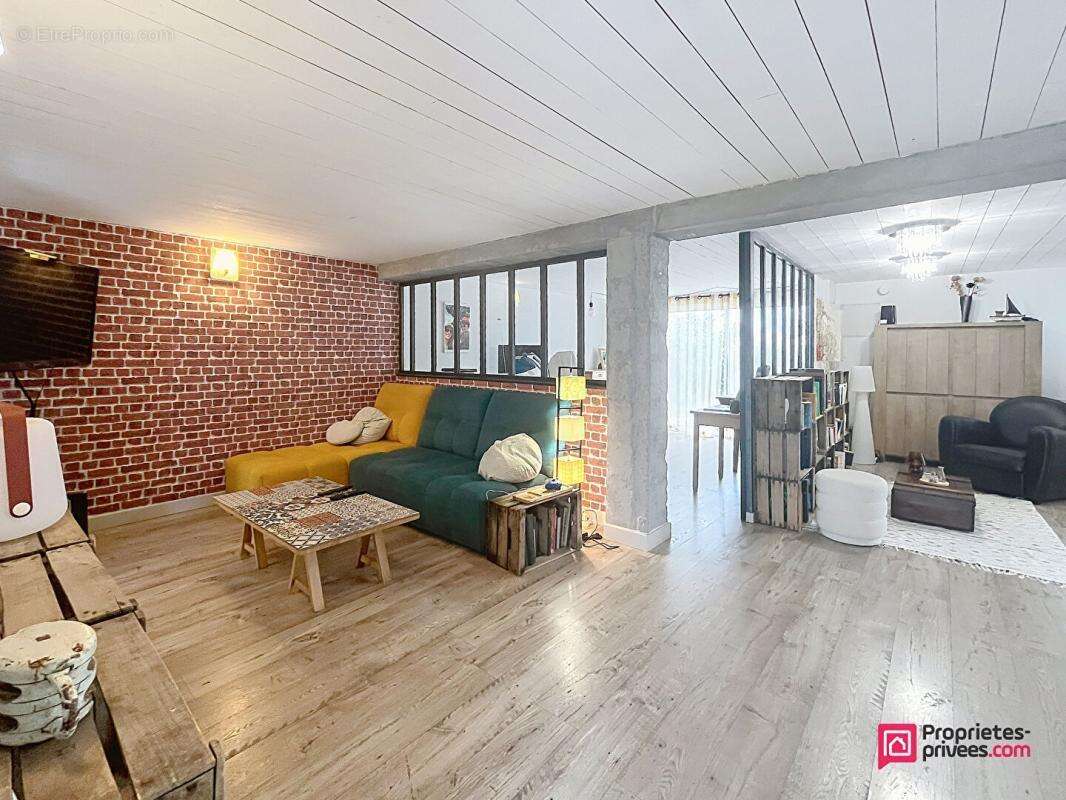 Maison à SAINT-XANDRE