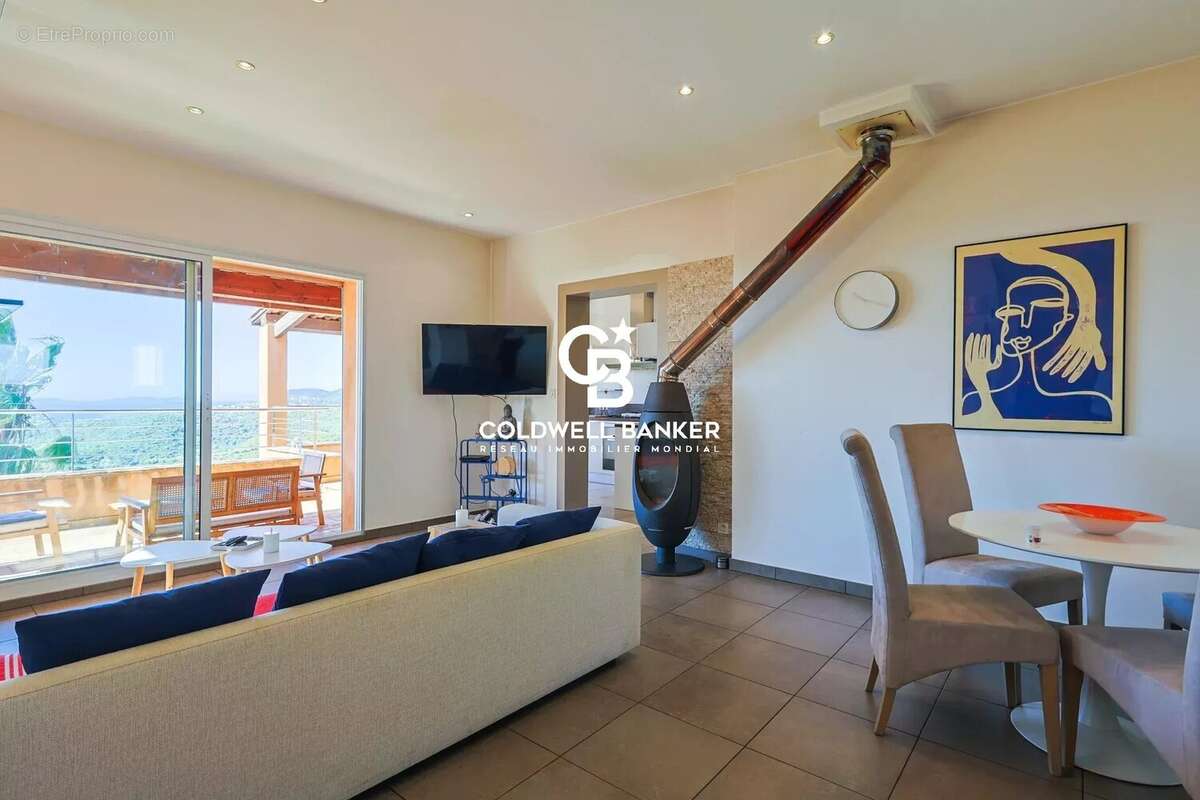 Belle maison à La Croix Valmer avec vue mer et piscine privée - photo 6