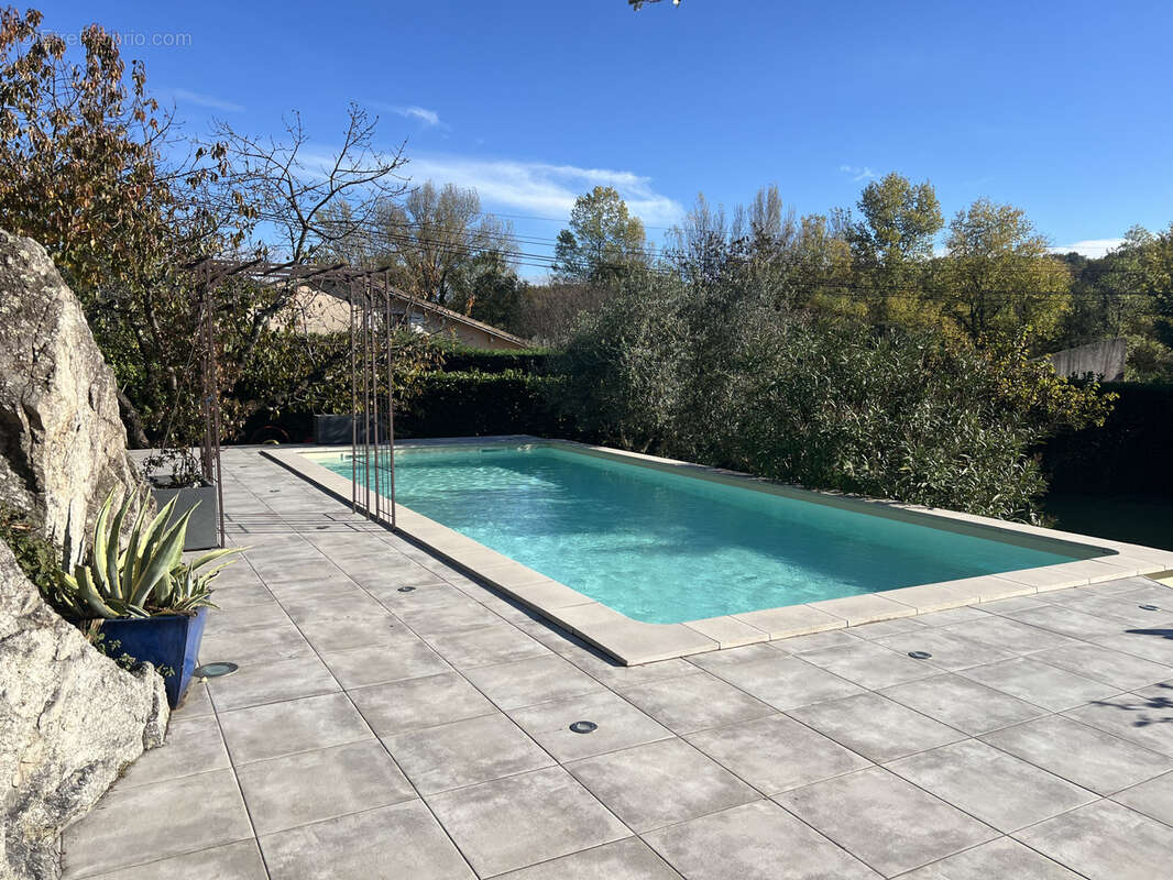 Maison à SAINT-PERAY