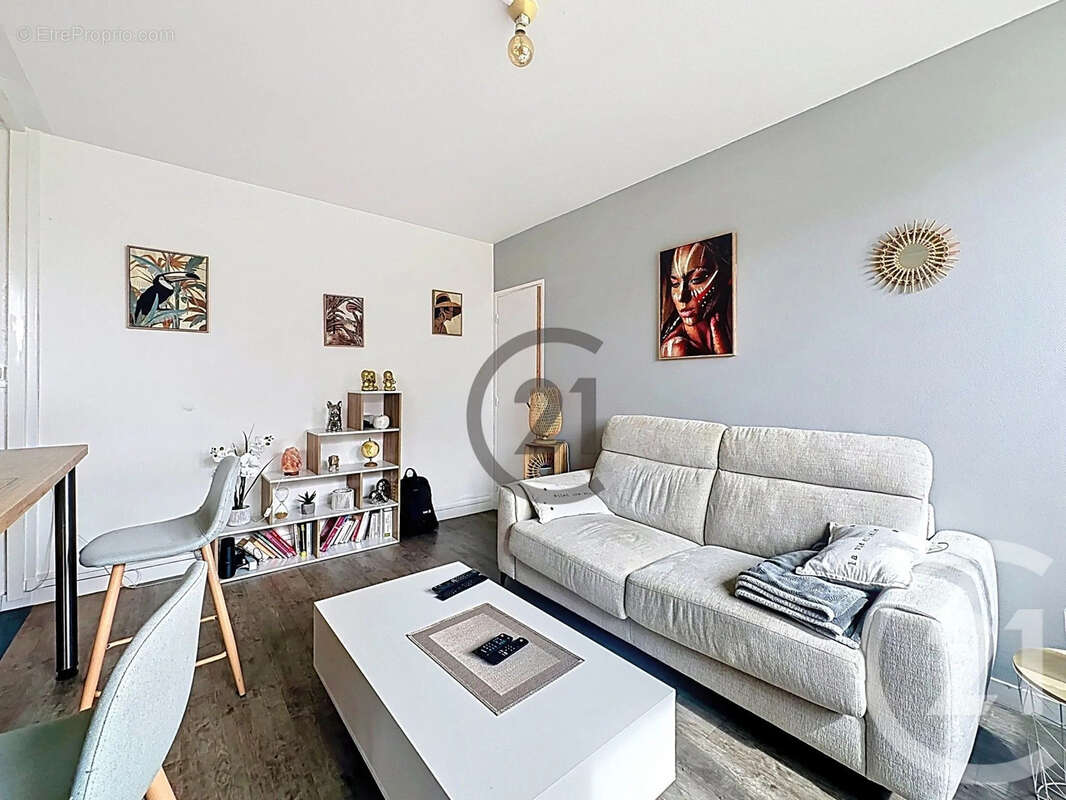 Appartement 41 m² à Sainte-Savine  - photo 4